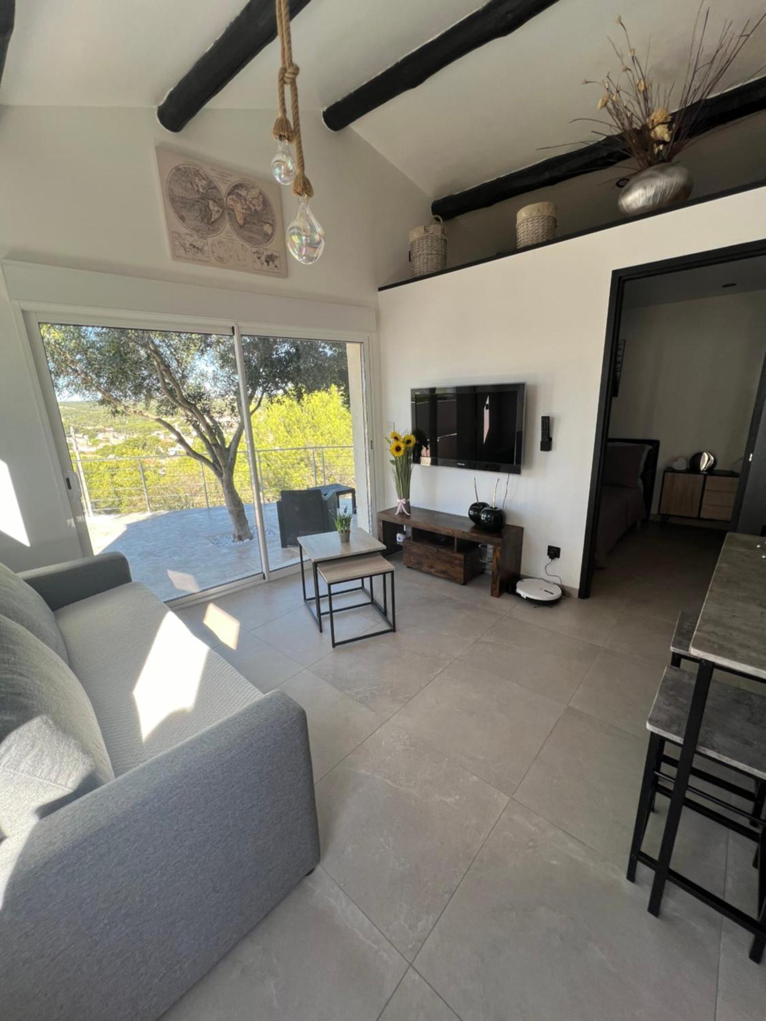 Apartment Mini 30 M2 Max 4 Personnes Ensues-la-Redonne