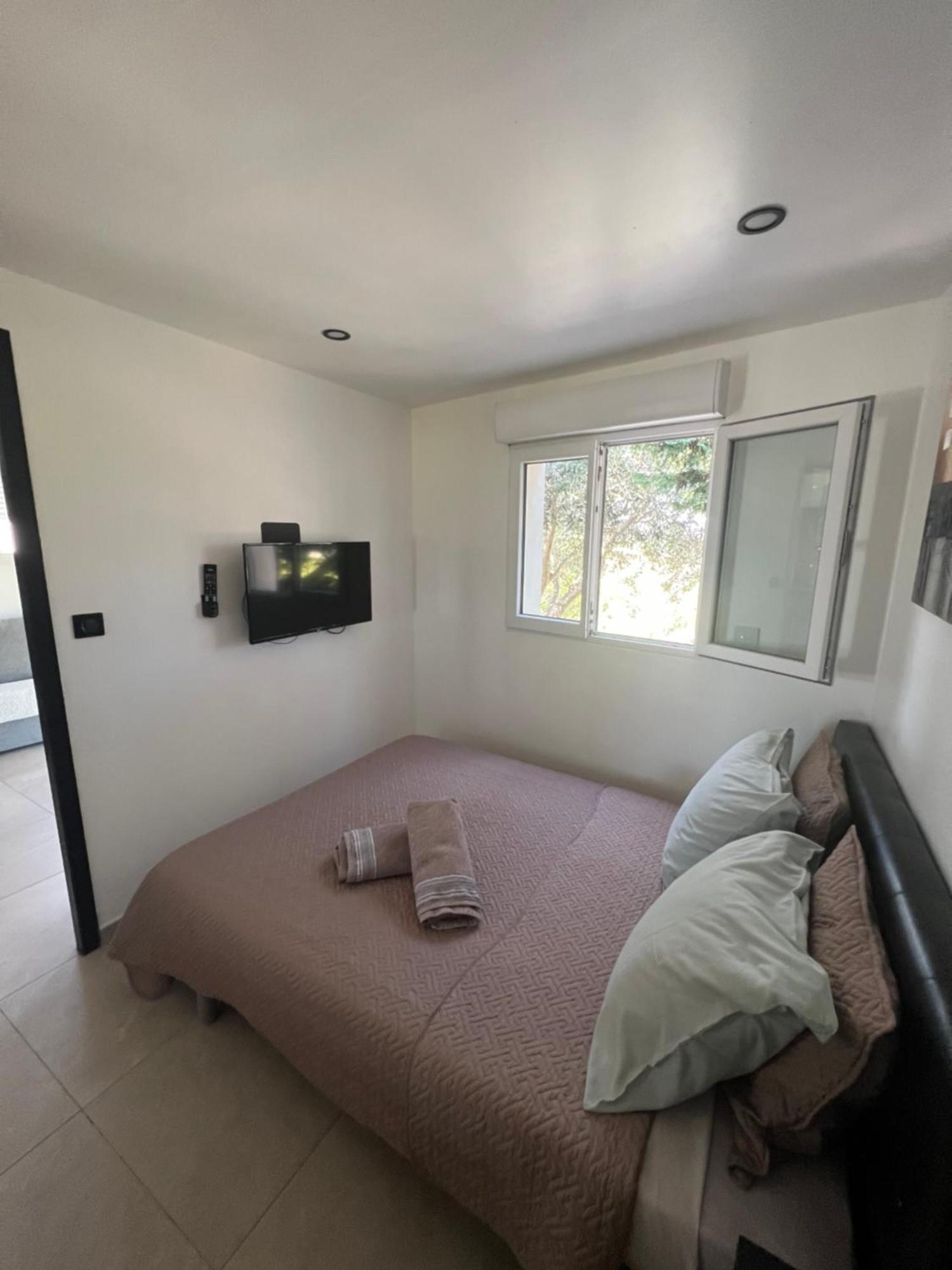 Mini 30 M2 Max 4 Personnes Apartment *